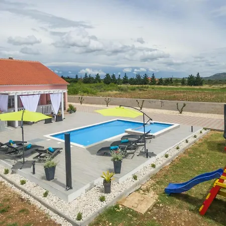 Вилла Maris With Private Pool