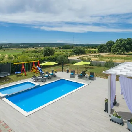 Вилла Maris With Private Pool *